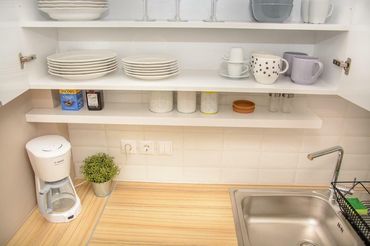 אתונה Fully Renovated And Relaxing Apartment מראה חיצוני תמונה